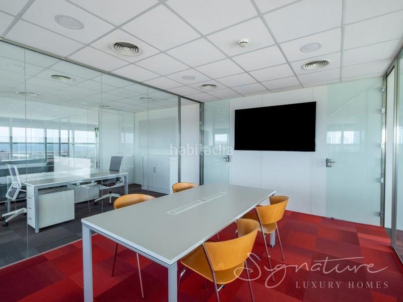Foto de6aae3c-e12a-4ccb-be88-0ca3d7ef7a7f. Rent office space in avenida francesc macia de 60 in Sabadell