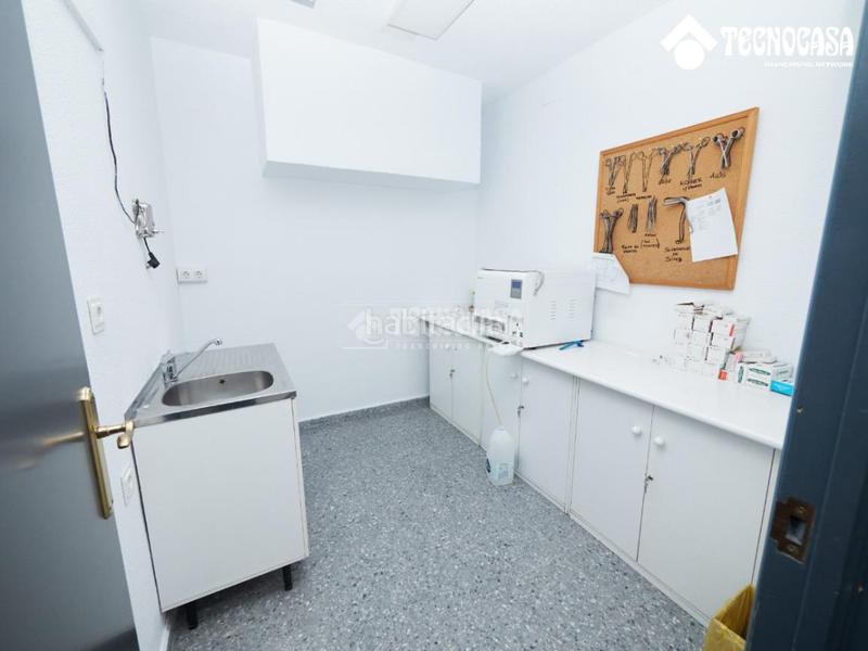 Foto 4a0bafb9-5e4d-4f1a-ac6a-cf9ce61c73cd. Alquiler local comercial  en alquiler en Granada
