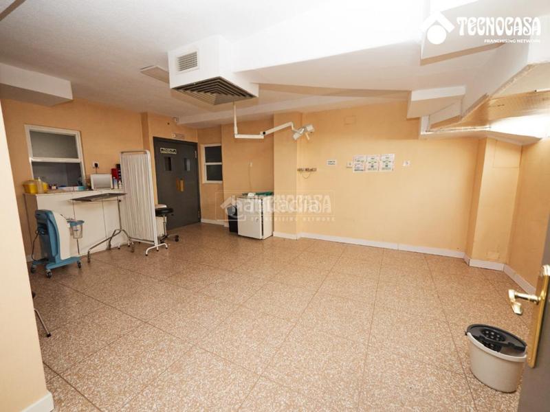 Foto 8895ee15-7e39-43f1-b693-03b5b09a96ca. Alquiler local comercial  en alquiler en Granada