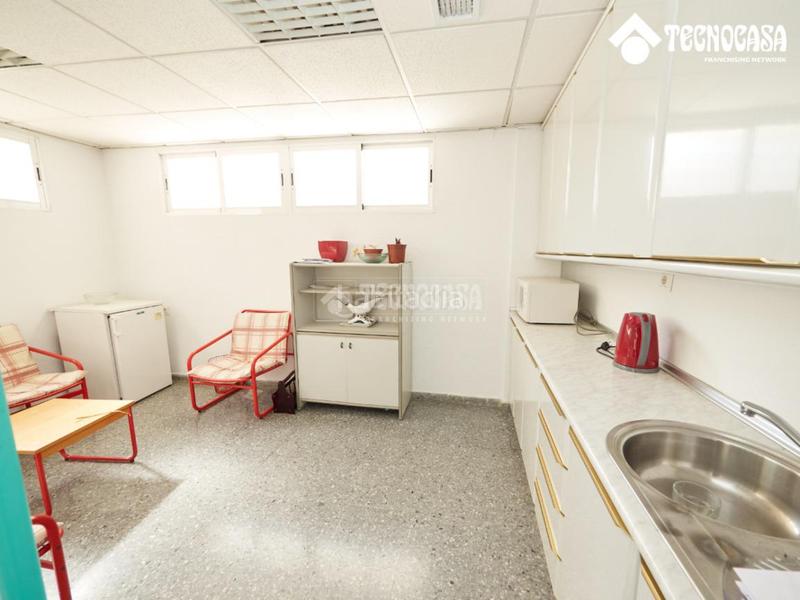Foto 8ae7946d-508f-4129-8c84-764e5dbb1d0d. Alquiler local comercial  en alquiler en Granada