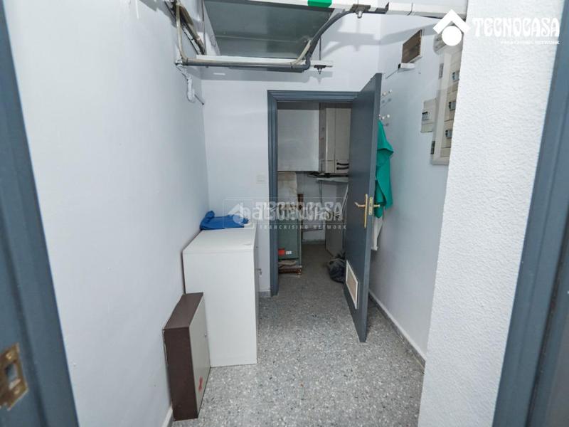 Foto ae7fa99f-2844-41e7-bef8-ab5bdb80aa1c. Alquiler local comercial  en alquiler en Granada