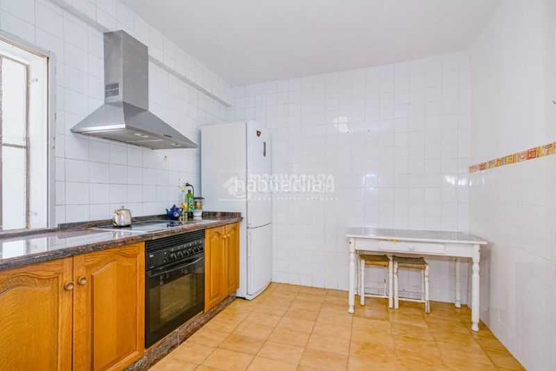 Foto a02851c6-4230-4e07-975c-a576cde64c65. Pis a San Francisco Javier Granada