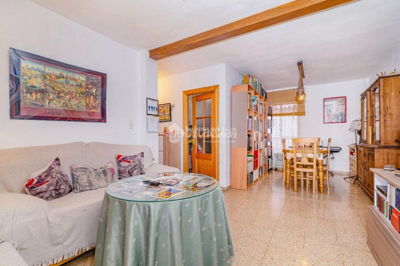 Foto d2ae32d6-f05b-4e41-866d-768796fa00ae. Pis a Campo Verde Granada