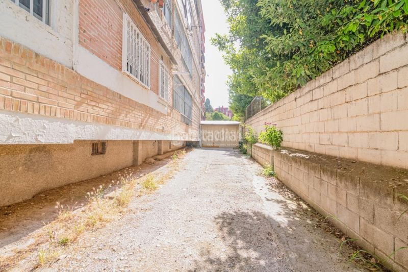 Foto f4040223-98b4-4257-8aa9-6750889e1bfa. Pis a Campo Verde Granada