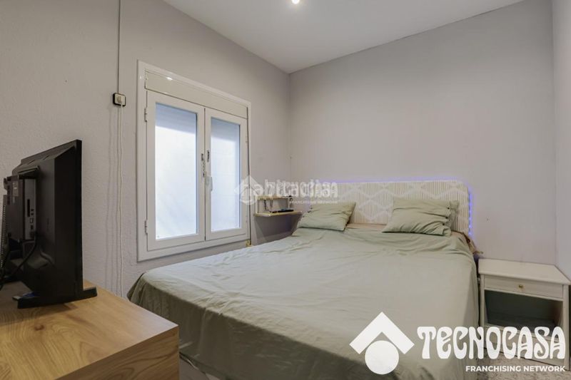 Foto 2b80d61f-74fe-46a7-893c-0bbc9cf3a688. Piso  en venta en Barceloneta Barcelona