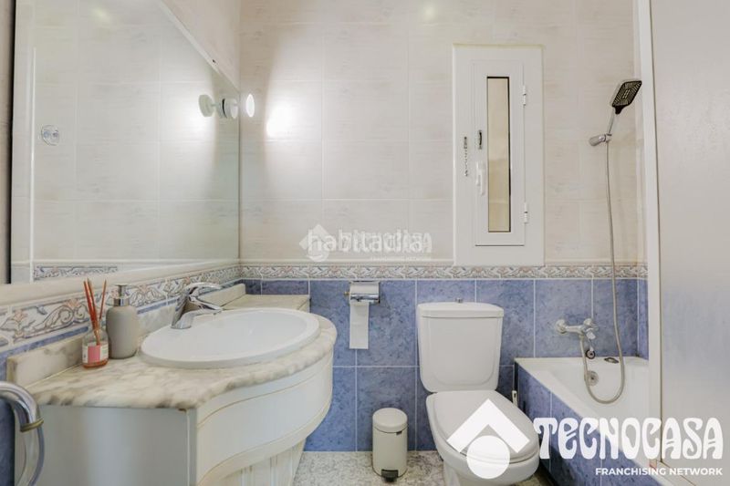 Foto 59491fe7-7b5a-4691-b1b0-3aa3f94e8c88. Piso  en venta en Barceloneta Barcelona
