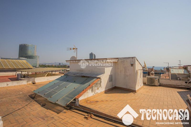 Foto a9fe26fc-a6e0-4d48-91a4-e188e8429b2d. Piso  en venta en Barceloneta Barcelona