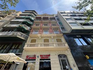 Business premise in Barceloneta. Almacn en venta en barcelona