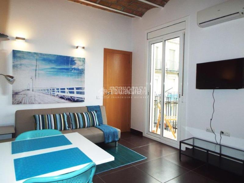 Foto fce4add0-3994-4b92-b559-e252806011ad. Pis a Barceloneta Barcelona