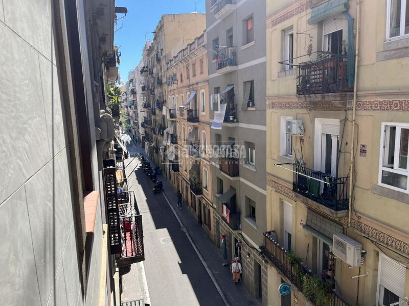 Foto 3b00dffd-6e59-4639-8b49-e67677fa356a. Pis a Barceloneta Barcelona