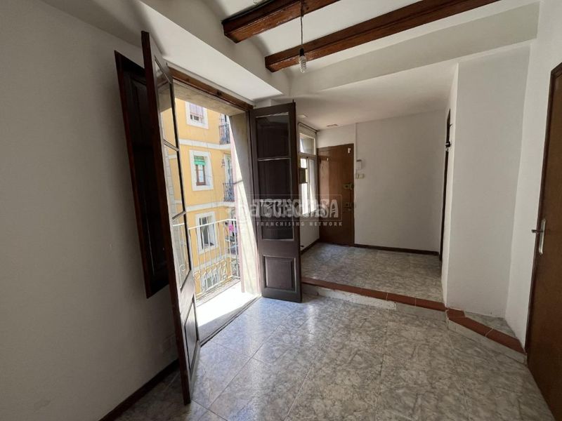 Foto 4417acdb-ec53-4995-9a44-e9ee515b19a2. Pis a Barceloneta Barcelona