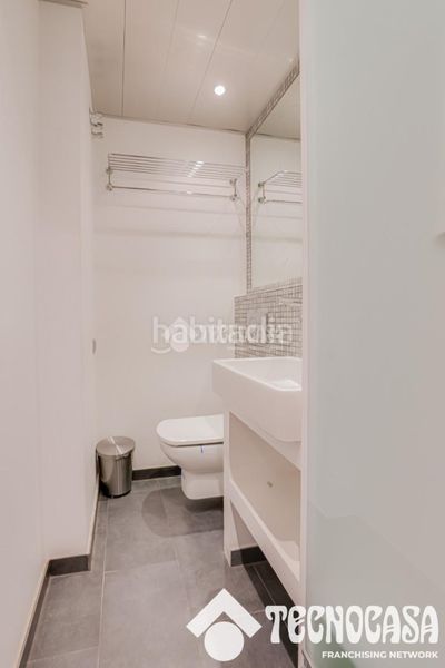 Foto b43a6380-fa3d-4fea-97d4-3469878805f0. Pis a Barceloneta Barcelona
