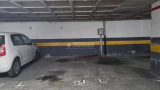 Parking coche en La Nova Esquerra de l´Eixample. Boxplaza de garaje en venta en barcelona