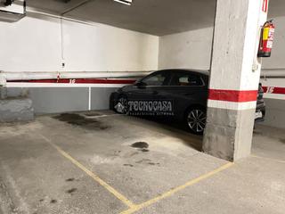 Aparcament cotxe a La Nova Esquerra de lEixample. Boxplaza de garaje en venta en barcelona