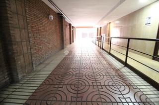 Aparcament cotxe a La Nova Esquerra de lEixample. Boxplaza de garaje en venta en barcelona
