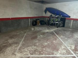Aparcament cotxe a La Nova Esquerra de l´Eixample. Boxplaza de garaje en venta en barcelona