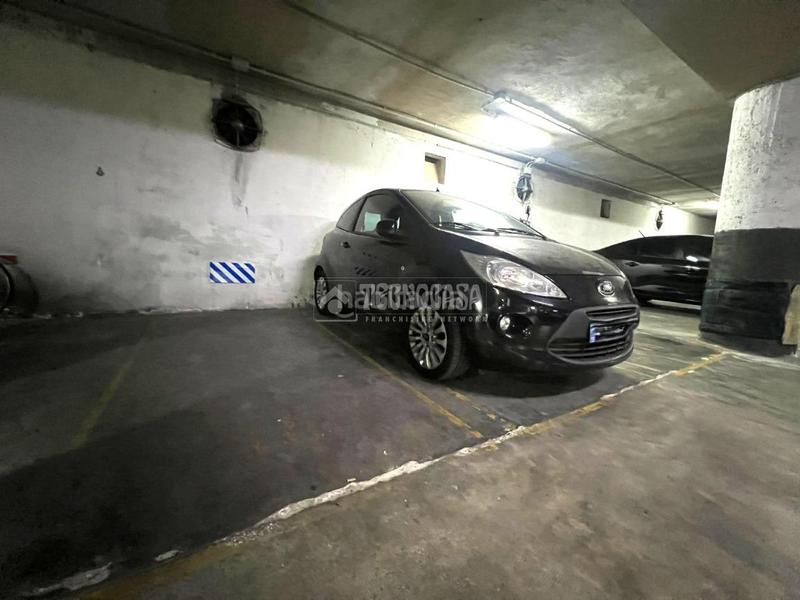 Foto 3056910c-ecd2-4528-8d73-5d28e19a4a16. Car parking in La Nova Esquerra de l´Eixample Barcelona