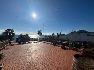 Édifice à Centre. Edificio en venta en badalona