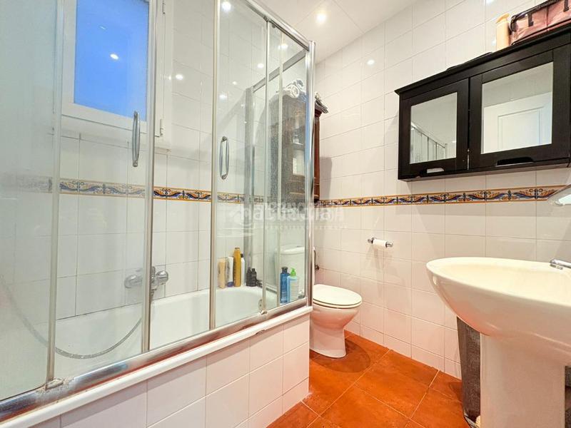 Foto 257d75b6-05f8-42b3-bb95-29827306fc70. Etagenwohnung mit heizung in La Nova Esquerra de l´Eixample Barcelona