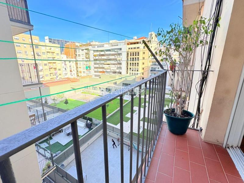 Foto 8603571a-f6e1-4463-90a1-a491c9e1cbd3. Etagenwohnung mit heizung in La Nova Esquerra de l´Eixample Barcelona