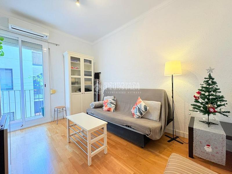 Foto 90a781c2-62b0-4cc4-b3b5-d13294e5daab. Etagenwohnung mit heizung in La Nova Esquerra de l´Eixample Barcelona