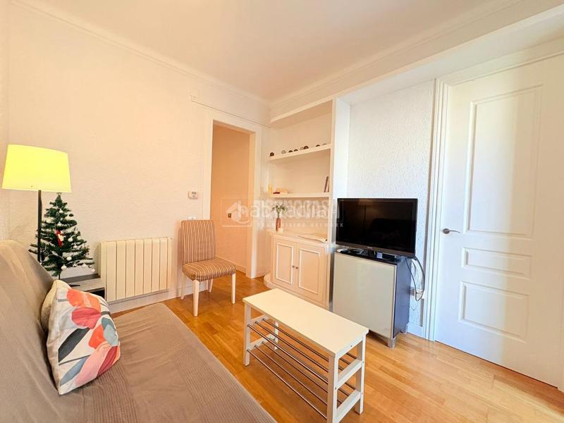 Foto 960a63ed-9bee-42d3-a33a-b4de851778f4. Etagenwohnung mit heizung in La Nova Esquerra de l´Eixample Barcelona