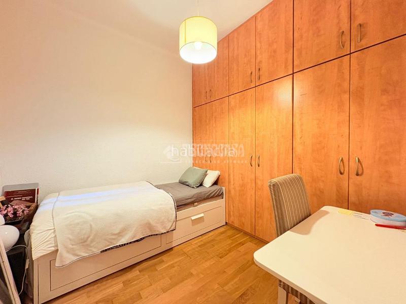 Foto d3f6a651-e21a-4310-a361-eebb56d68ab9. Etagenwohnung mit heizung in La Nova Esquerra de l´Eixample Barcelona