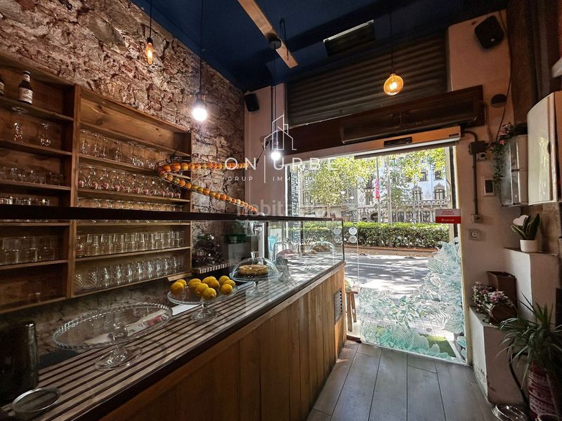 Foto a8f39241-a98f-406c-a565-bc68fa0b40ef. Local comercial a Dreta de l´Eixample Barcelona