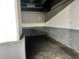 Aparcament cotxe  Calle aragó. Barrio la nova esquerra de leixample