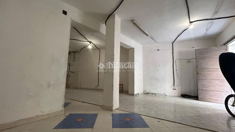 Foto 3411e2b2-7754-42a8-8b51-9c90f515e45f. Alquiler local comercial tienda en alquiler en Prosperitat Barcelona