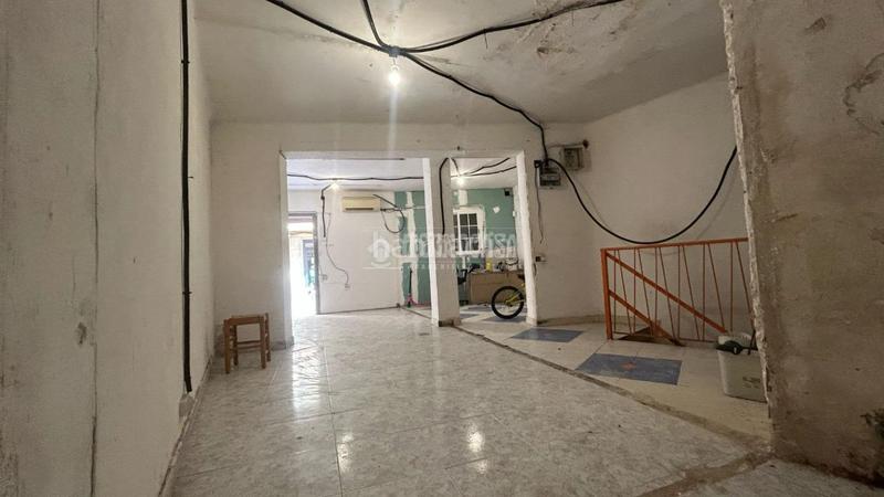 Foto 78f5a3fe-3d34-45da-aa18-293ec3e980ef. Alquiler local comercial tienda en alquiler en Prosperitat Barcelona