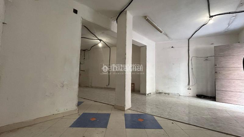 Foto f2289e97-d5e3-4ed2-8711-0da2f2597688. Alquiler local comercial tienda en alquiler en Prosperitat Barcelona