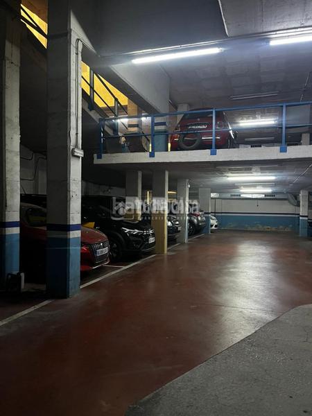 Foto 60d1f30c-b5fb-41f0-b76f-0fa9813555bd. Parking coche boxplaza de garaje en venta en Porta Barcelona