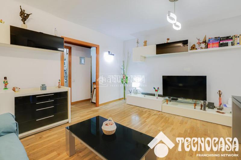 Foto ab968bb4-f667-48aa-a6fe-5868fc106c1c. Appartement avec chauffage dans Porta Barcelona