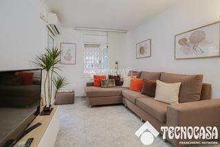 Flat in Porta. Piso en venta en barcelona