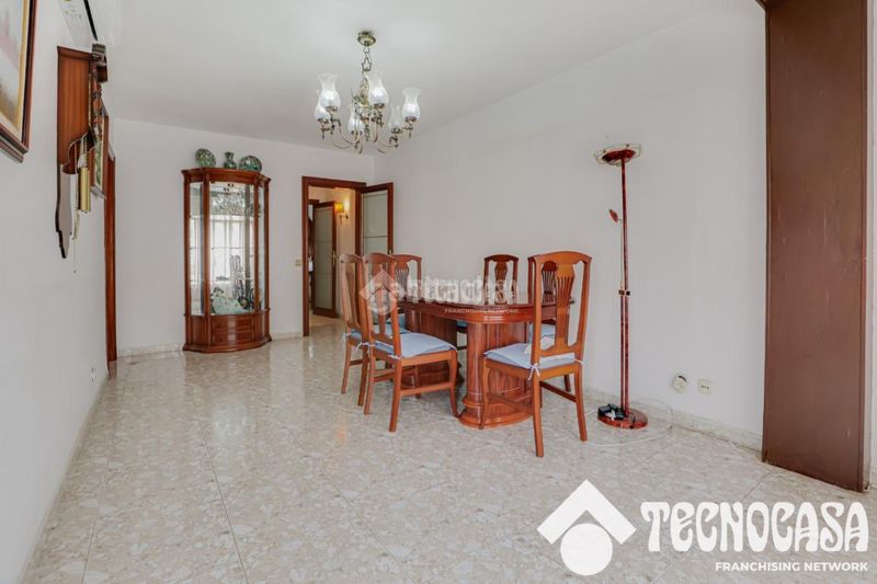 Foto ad899220-c08c-48bc-8785-380bb478004f. Pis a Porta Barcelona
