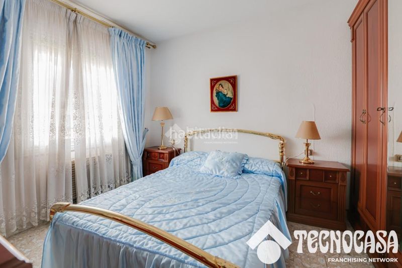 Foto f12840ec-c181-4839-a39d-d0058620085b. Pis a Porta Barcelona
