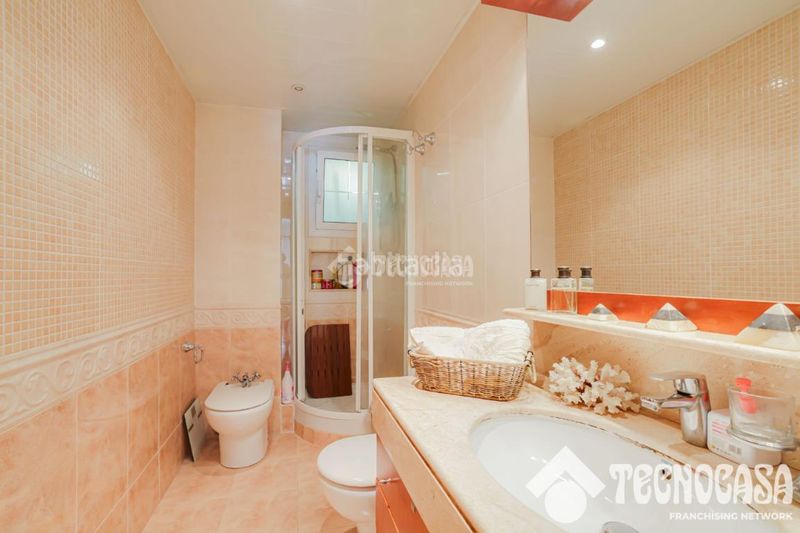 Foto a6243d0b-7156-453e-9b95-502c0d498a0e. Pis amb calefacció a La Guineueta Barcelona