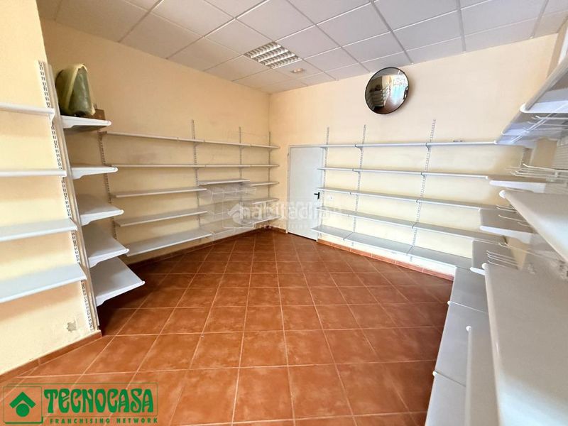 Foto 00d946d8-ff9e-47ea-9b3f-fdc732bfa935. Lloguer local comercial amb calefacció a Magán