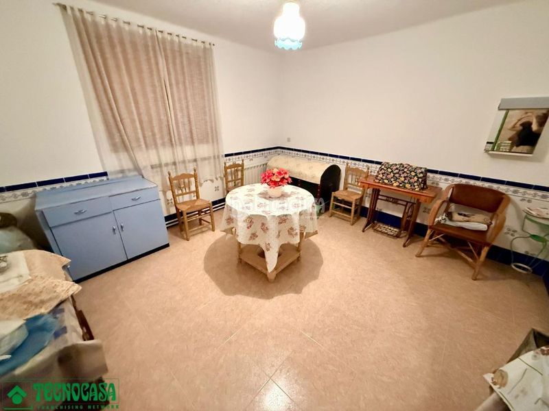 Foto b5d68b58-5c58-4586-b1ec-8a80505b136f. Casa a Mocejón