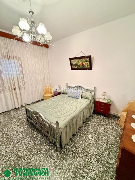 Foto d0c4ab08-a49d-4bf6-862a-d4b04b657651. Casa a Mocejón