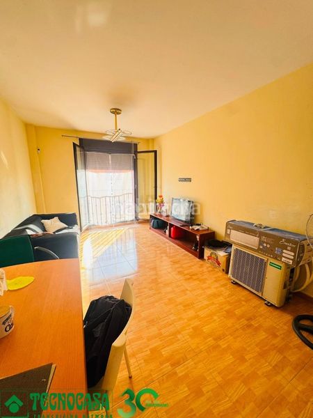 Foto 4194c5f7-8bab-4b02-9d6e-32aff15f0134. Piso  en venta en Magán