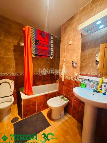 Foto c9ccb428-a376-4a0b-980d-9d355984ab0e. Piso  en venta en Magán
