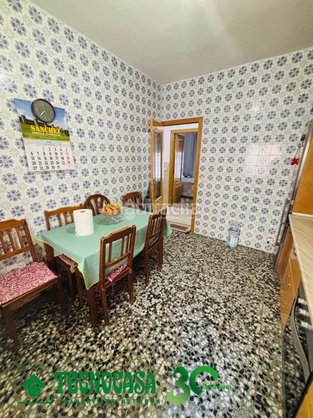 Foto 56c68637-1708-4771-98be-899d43ebdd82. Casa aparellada amb calefacció a Mocejón