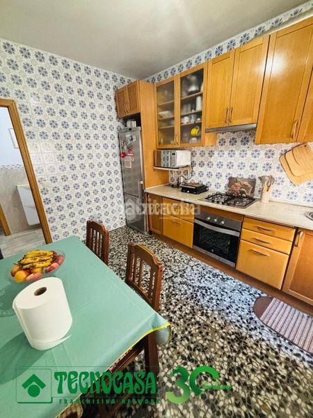 Foto 84b032b9-4bda-415d-9304-19325b7cc8e6. Casa aparellada amb calefacció a Mocejón