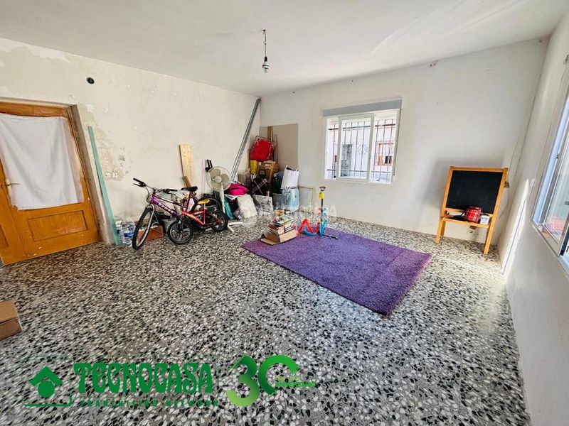 Foto 8bbad3fc-d0a1-4e70-ad00-88c452698ab2. Casa aparellada amb calefacció a Mocejón