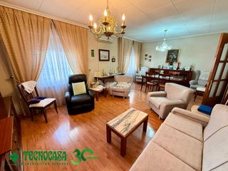 Flat in Santa Bárbara. Piso en venta en toledo