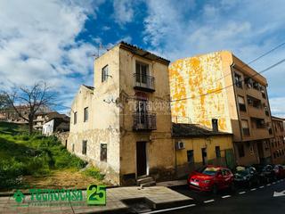 Casa a Santa Bárbara. Casa en venta en toledo