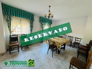 Casa a Santa Bárbara. Casa en venta en toledo