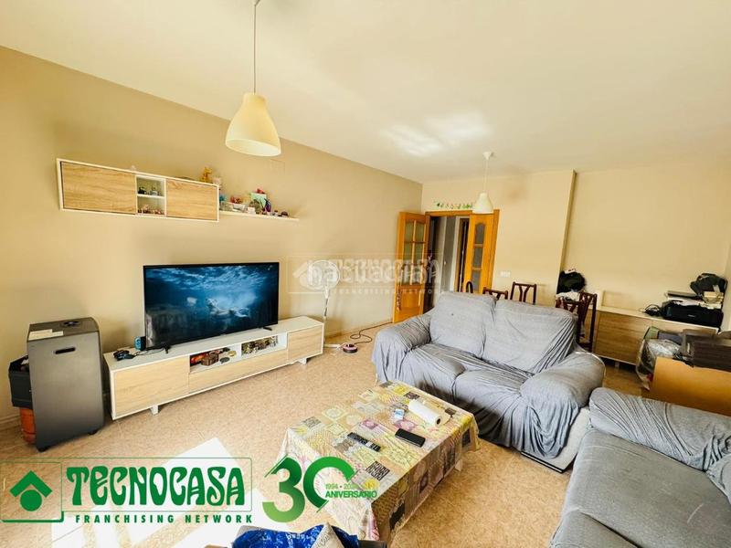 Foto 64b3312f-745d-42d5-a38a-f6e9405028e6. Piso  en venta en Magán